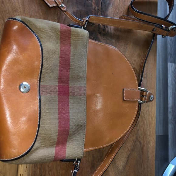 Burberry House Check B-Clip Small - Neutrals Crossbody Bags  Burberry Canvas House Check Crossbody Small
